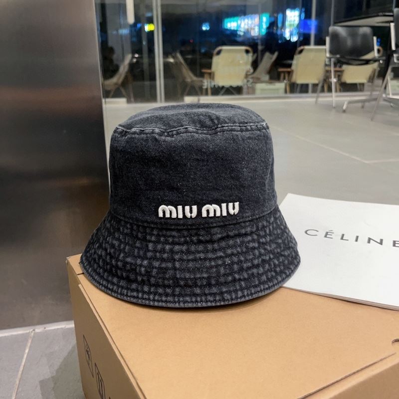 MIUMIU